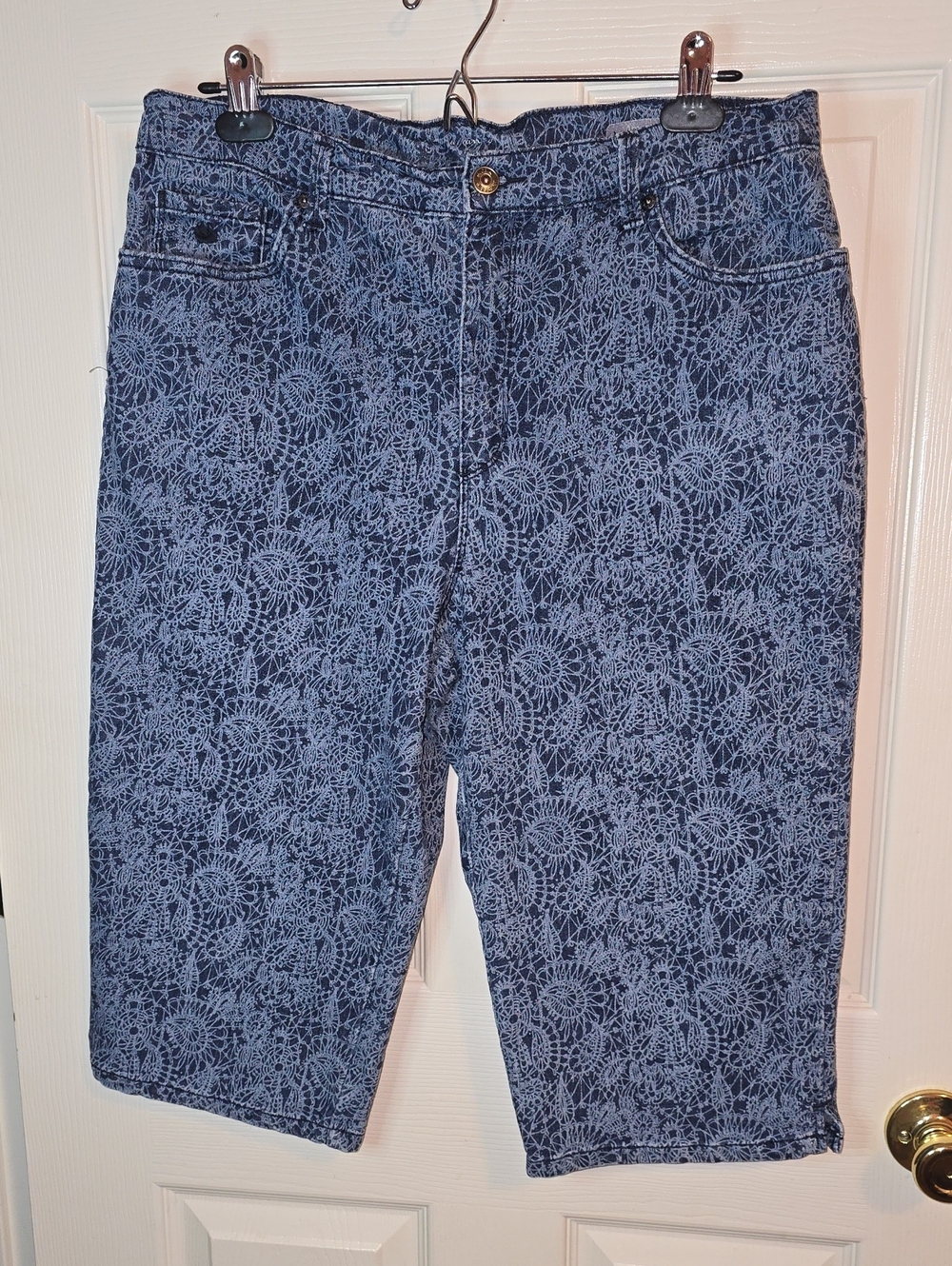Women's Blue Printed Ankle-Length Denim Bermuda Jeans‎